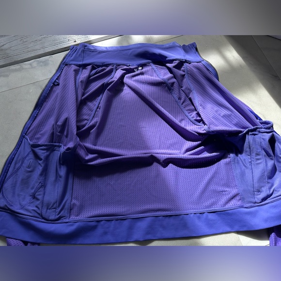 LULULEMON Sweaty Or Not Jacket Lightweight Mesh Run Iris Flower Purple Women's 4 - Picture 9 of 9
